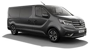 RENAULT TRAFIC 9 PLAZAS